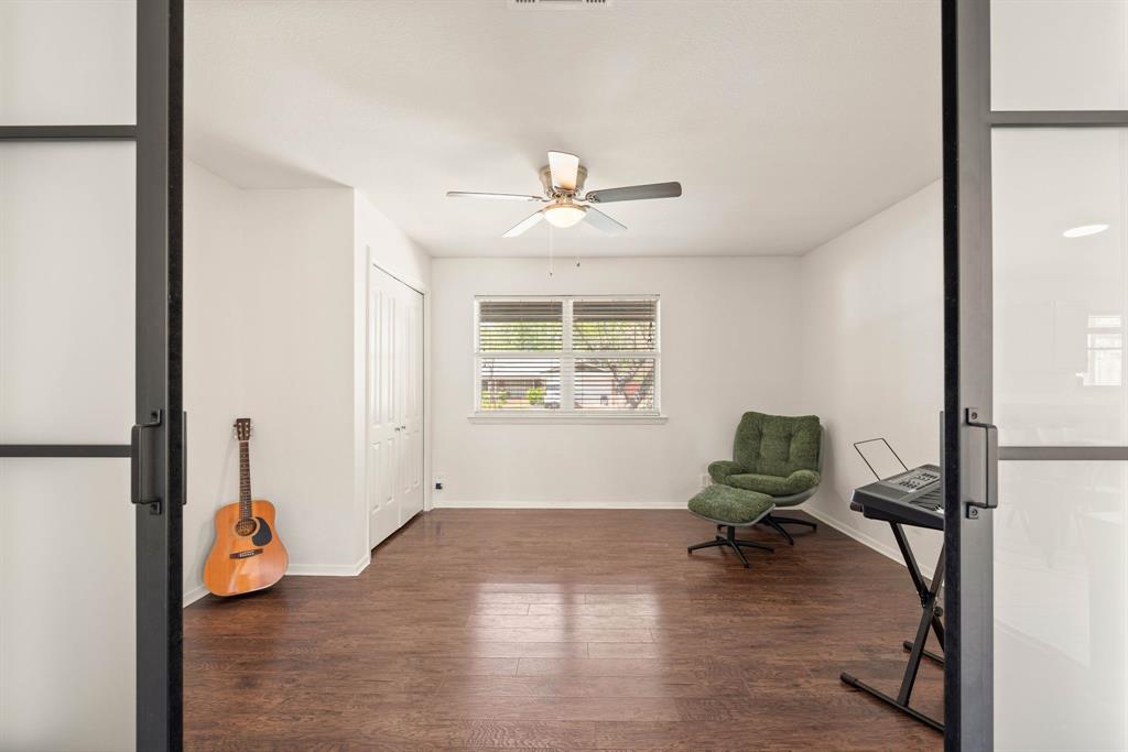 Bedford, Texas 76021, United States, 4 Bedrooms Bedrooms, ,2 BathroomsBathrooms,Residential,Pending,105941