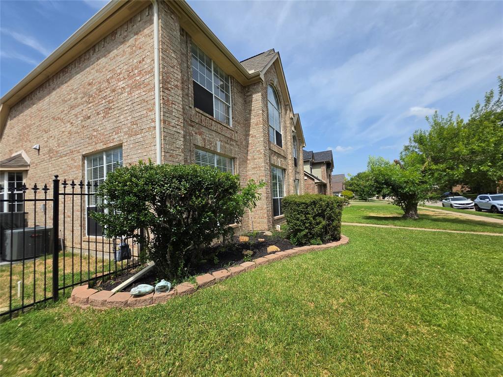 2720 Springhill Drive