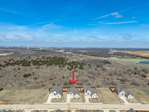 Tiny photo for 769 Brozgold Avenue, Midlothian, TX 76065 (MLS # 21187450)