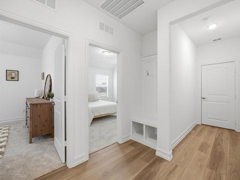 Tiny photo for 769 Brozgold Avenue, Midlothian, TX 76065 (MLS # 21187450)