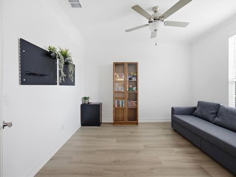 Tiny photo for 769 Brozgold Avenue, Midlothian, TX 76065 (MLS # 21187450)