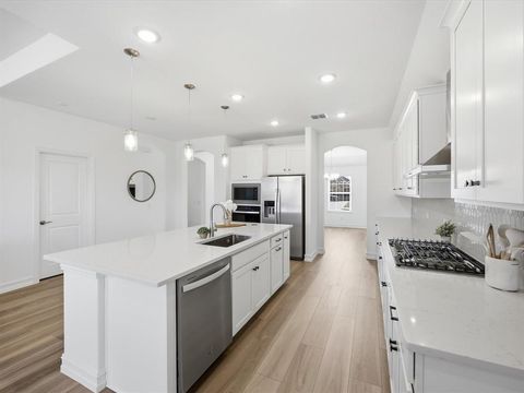 Tiny photo for 769 Brozgold Avenue, Midlothian, TX 76065 (MLS # 21187450)