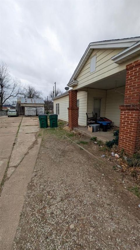 405 W Elm Street Olney TX 76374