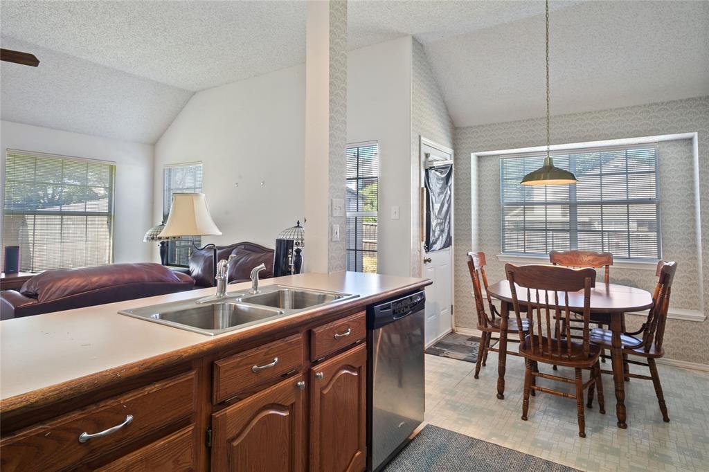 2213 Sky Harbor Drive