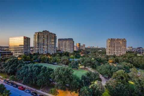 Photo of 3225 Turtle Creek Boulevard #914, Dallas, TX 75219 (MLS # 21412676)