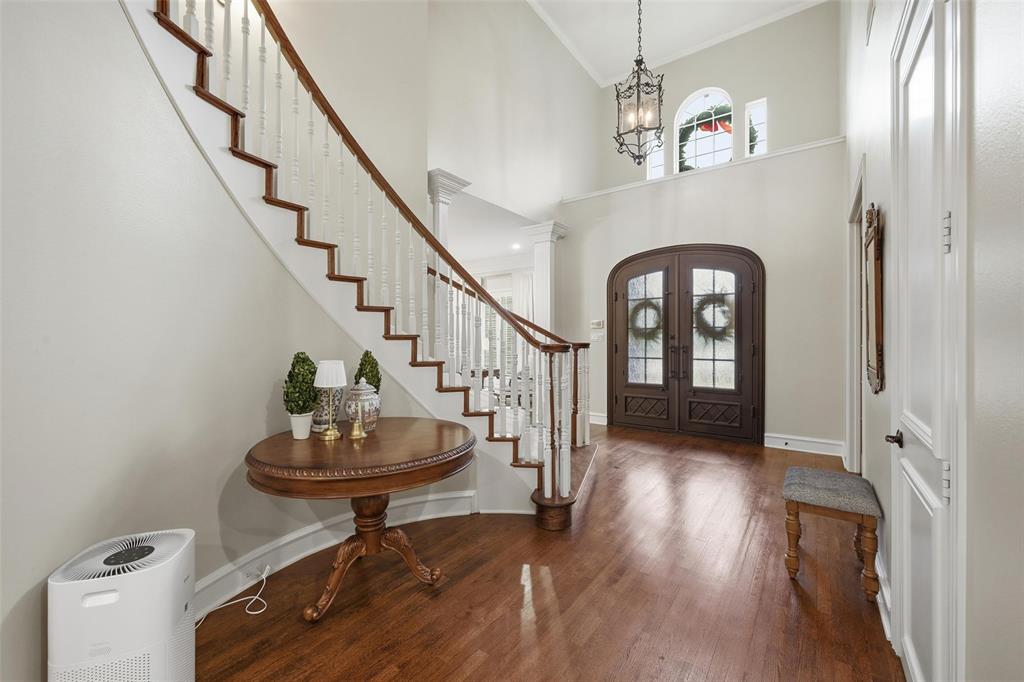 5905 Kensington Drive