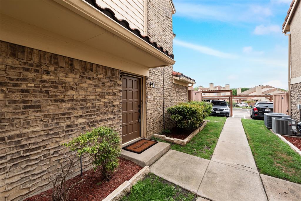 Lass Bruises Hills Condos - Residential Lease