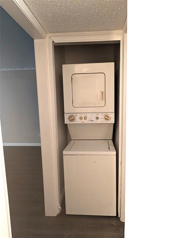 Burgundy Condo - Residential