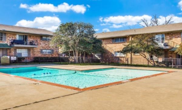 3604 Parkridge Drive 111