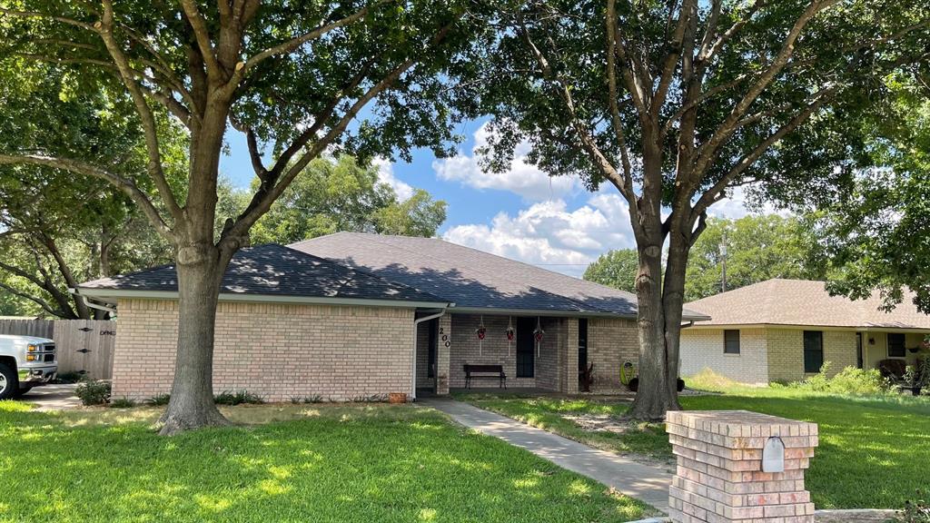 200 Maple Lane