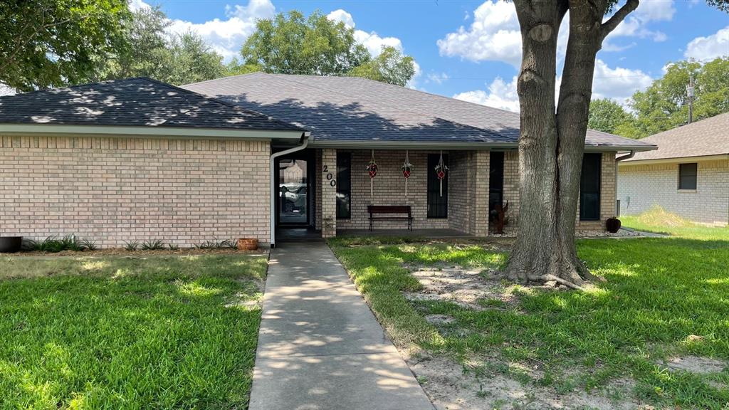 200 Maple Lane