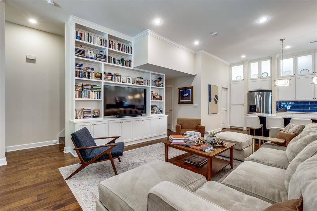 Vine Condo - Residential