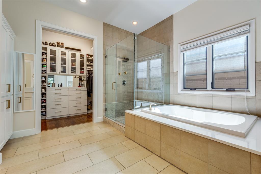 Vine Condo - Residential