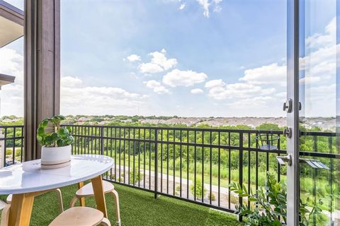 Photo of 2700 Old Denton Road #4424, Carrollton, TX 75007 (MLS # 21097238) Photo of 2700 Old Denton Road #4424, Carrollton, TX 75007 (MLS # 21097238)