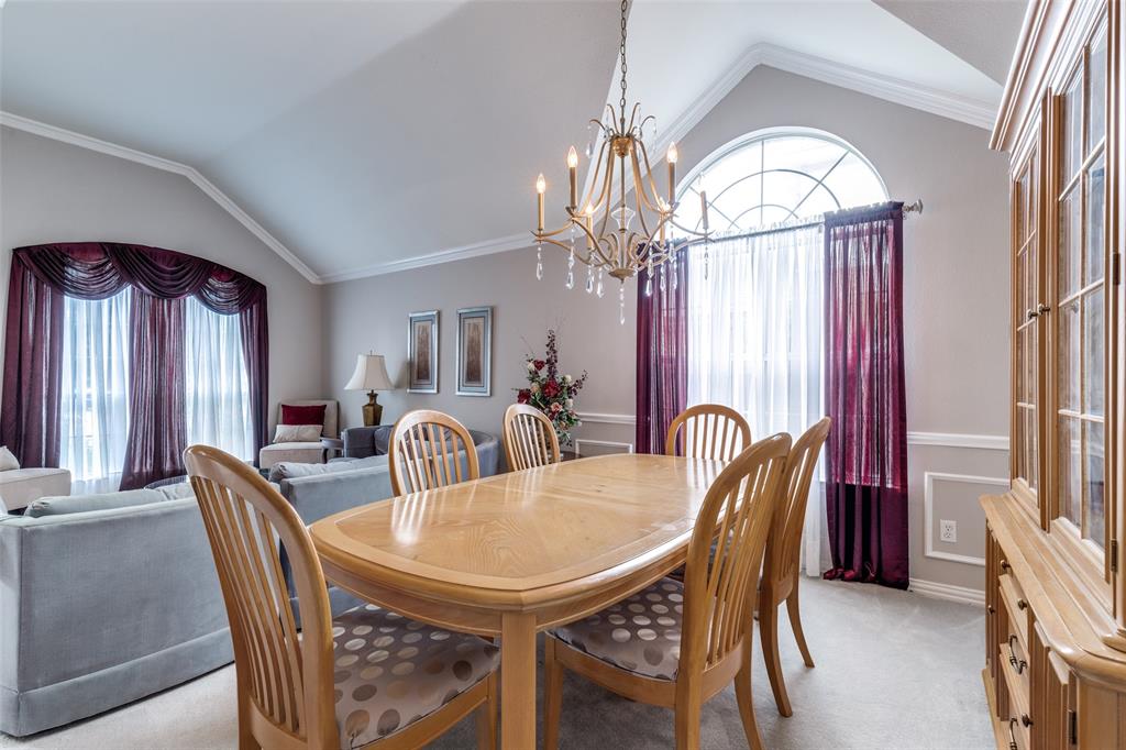 3832 Creekside Lane