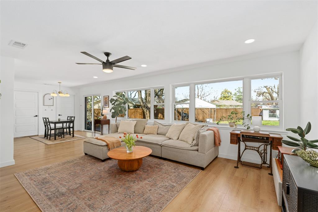 2321 Hartline Drive