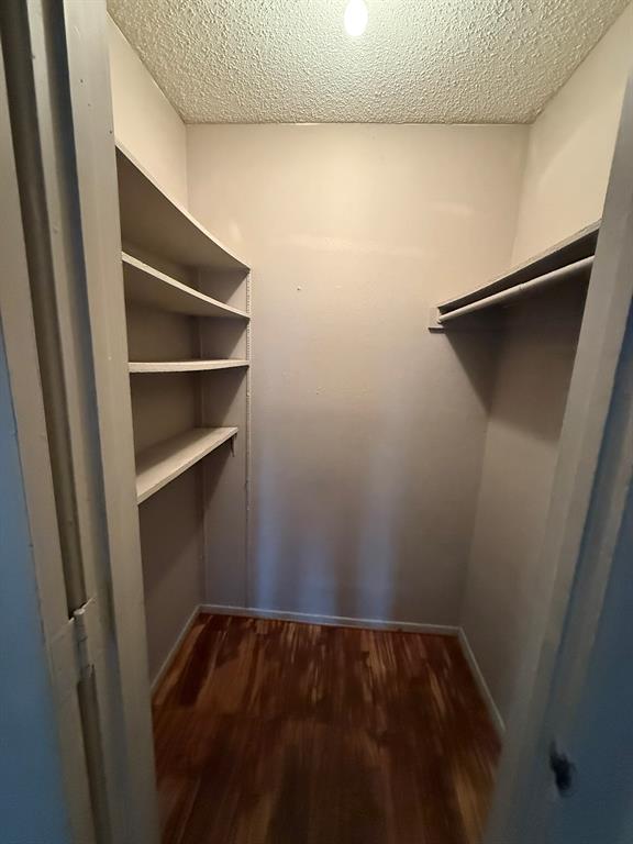 Tealwood On The Creek Condo - Residential