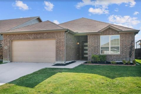 Photo of 1110 Greywood Drive, Van Alstyne, TX 75495 (MLS # 21204058)