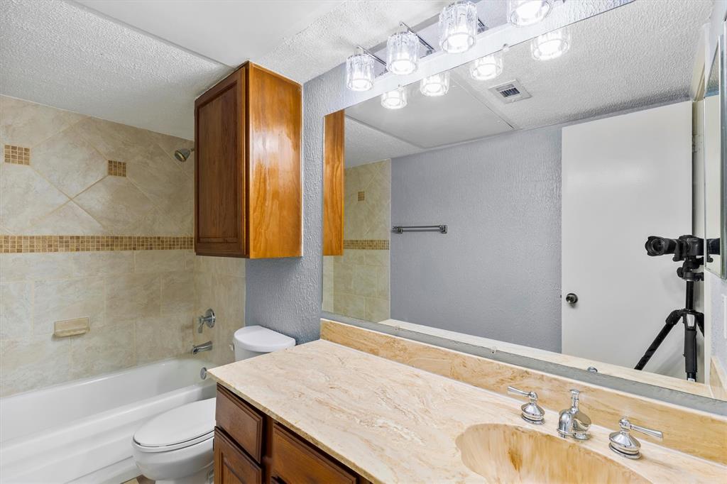 Preston Racquet Club Condo - Residential