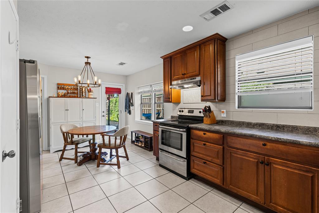 Chapel Forest Add Bl 6595 - Residential