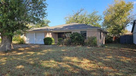 302 N Cottonwood Drive Richardson TX 75080