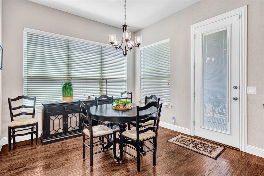 2305 Kemerton