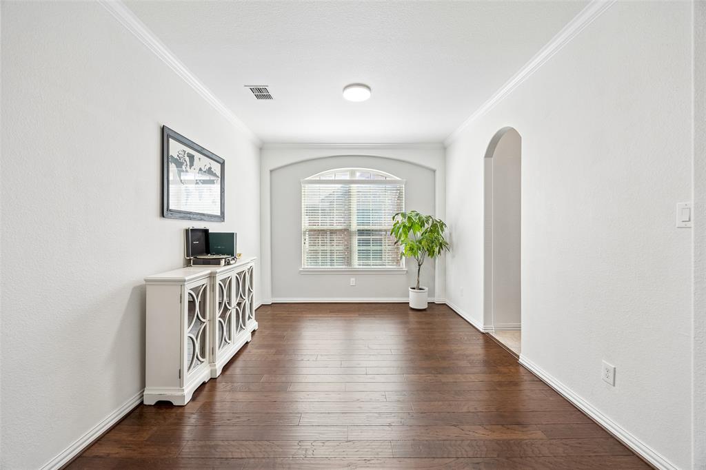 814 River Oak Avenue