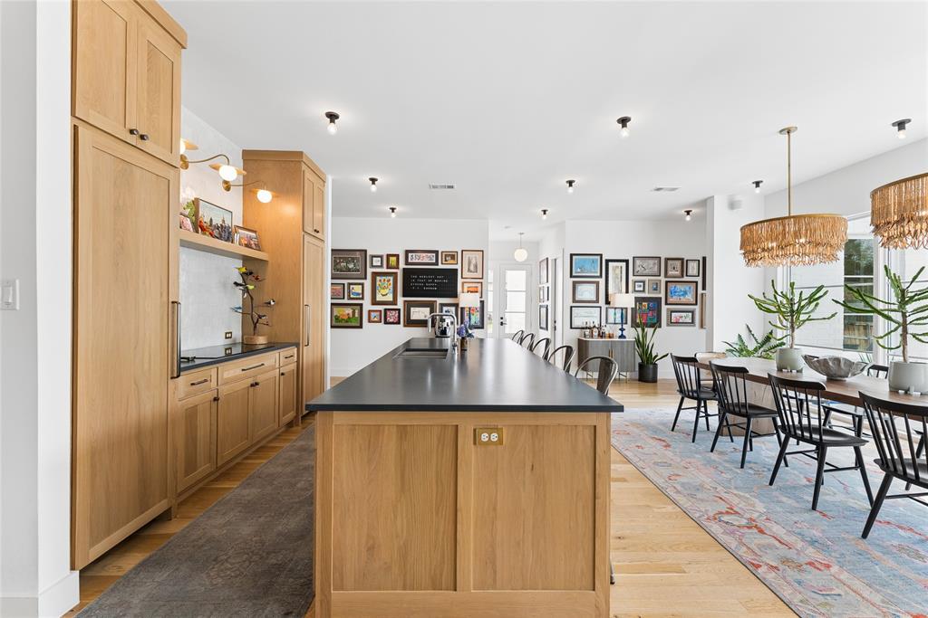 Royal Oaks Park - Residential