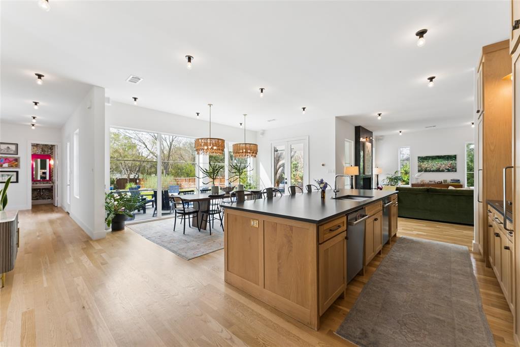 Royal Oaks Park - Residential