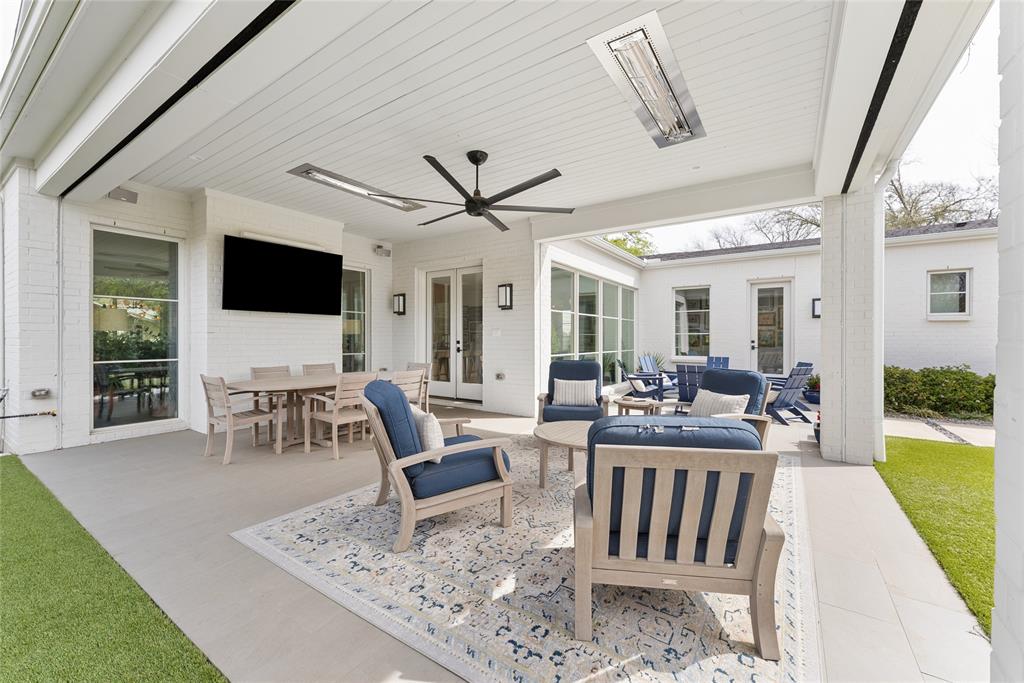 Royal Oaks Park - Residential