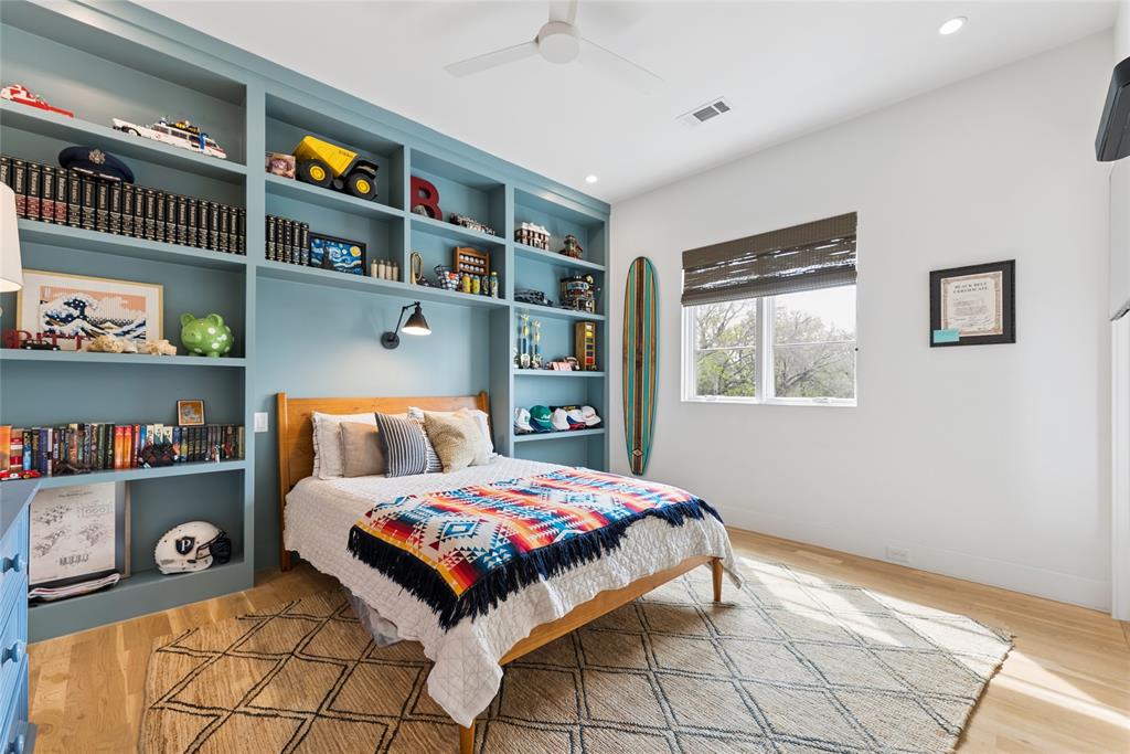 Royal Oaks Park - Residential