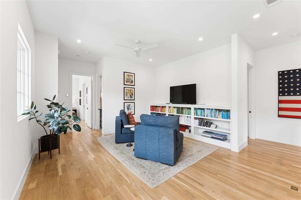 Royal Oaks Park - Residential