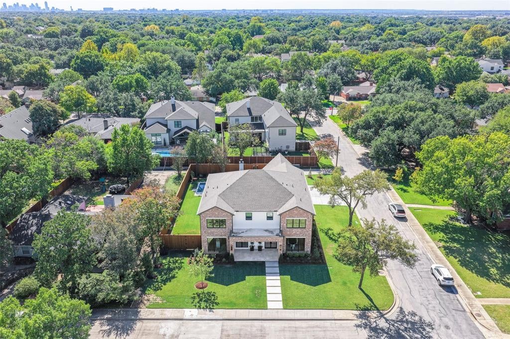 3304 Royal Lane