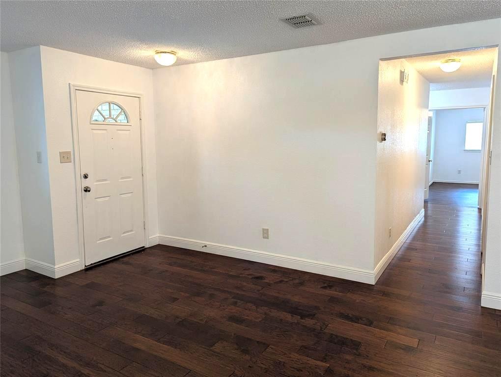 6411 Nottoway Court