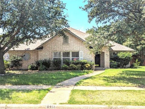 Photo of 6411 Nottoway Court, Frisco, TX 75035 (MLS # 21273898)