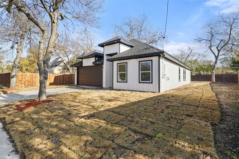 A home in Waxahachie