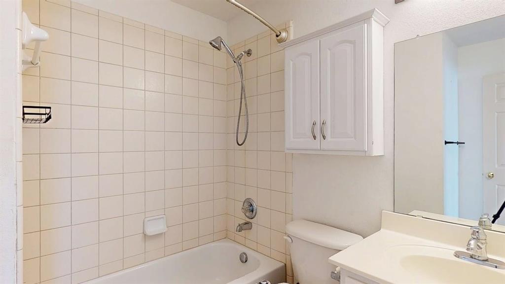 Windsor Ridge At Oakmont Ph II - Residential Lease