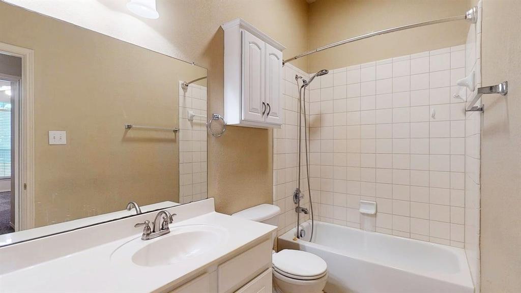 Windsor Ridge At Oakmont Ph II - Residential Lease