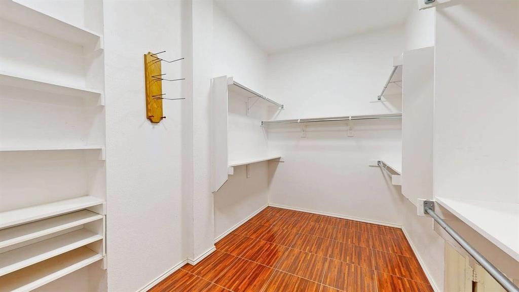 Windsor Ridge At Oakmont Ph II - Residential Lease