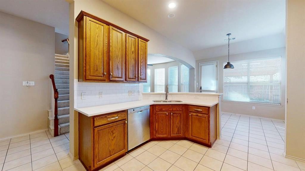 Windsor Ridge At Oakmont Ph II - Residential Lease