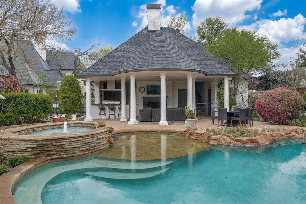 Roxbury Grove - Residential