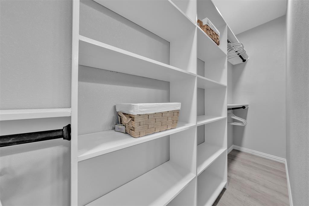 PEYTON PLACE - Residential