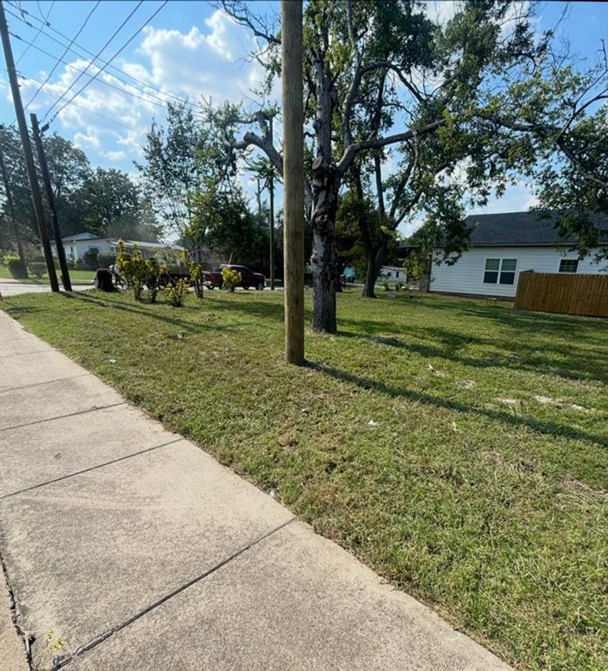 This 8,887 sq ft corner lot at 51st & Cranfill has been recently cleared and is ready to build. With a 150 ft x 50 ft footprint, it’s ideal for a custom home or duplex with a spacious backyard.

Located just 10 minutes south of downtown Dallas, near Loop 12 and Highway 45, the lot offers privacy with only one neighbor and a shared fence line. The property is level and sits in a quiet area with city views nearby.

Highlights:
Corner lot with privacy and easy access
Rezoning application in progress for R-4 (duplex potential)
Seller financing or joint venture options available
Neighboring sales: $235K (Habitat build) and $360K (private builder)

A great opportunity to build, invest, and profit—close enough to see the city lights, but far enough to enjoy the peace.