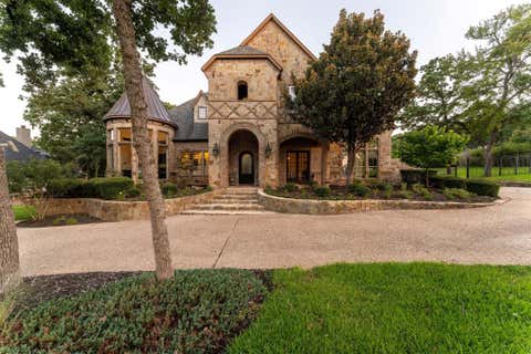Photo of 613 Silver Spur Drive, Southlake, TX 76092 (MLS # 21338285)