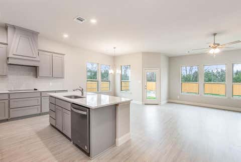 Tiny photo for 1019 Ella DR, DeSoto, TX 75115 (MLS # 21341575)