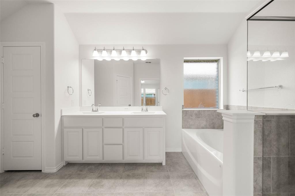 Chisholm Hills - Residential