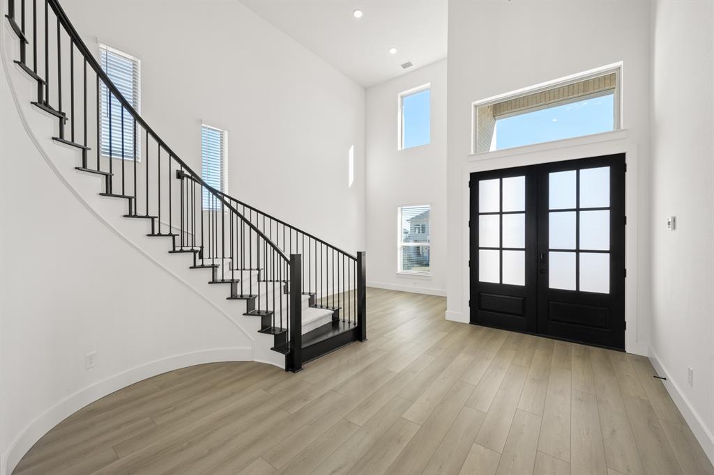 417 Newpark Boulevard