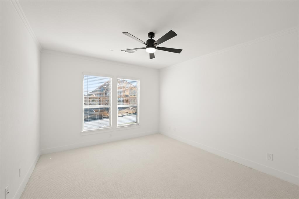 417 Newpark Boulevard