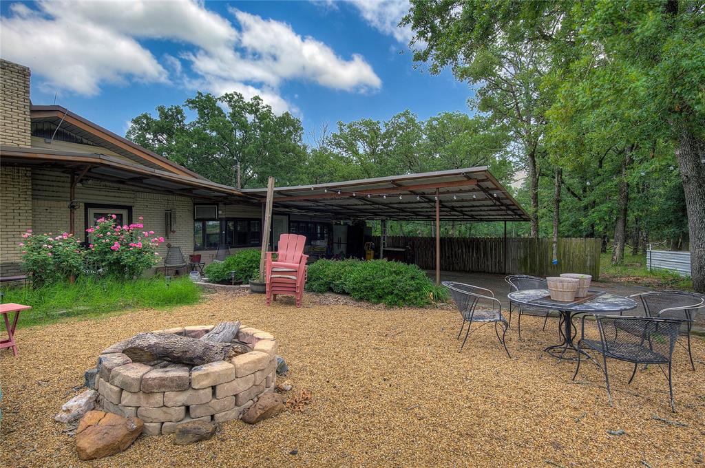 17133 Farm Road 1567 W