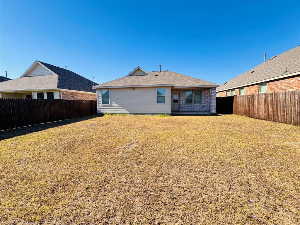 Trinity Xing Ph 5a - Residential Lease